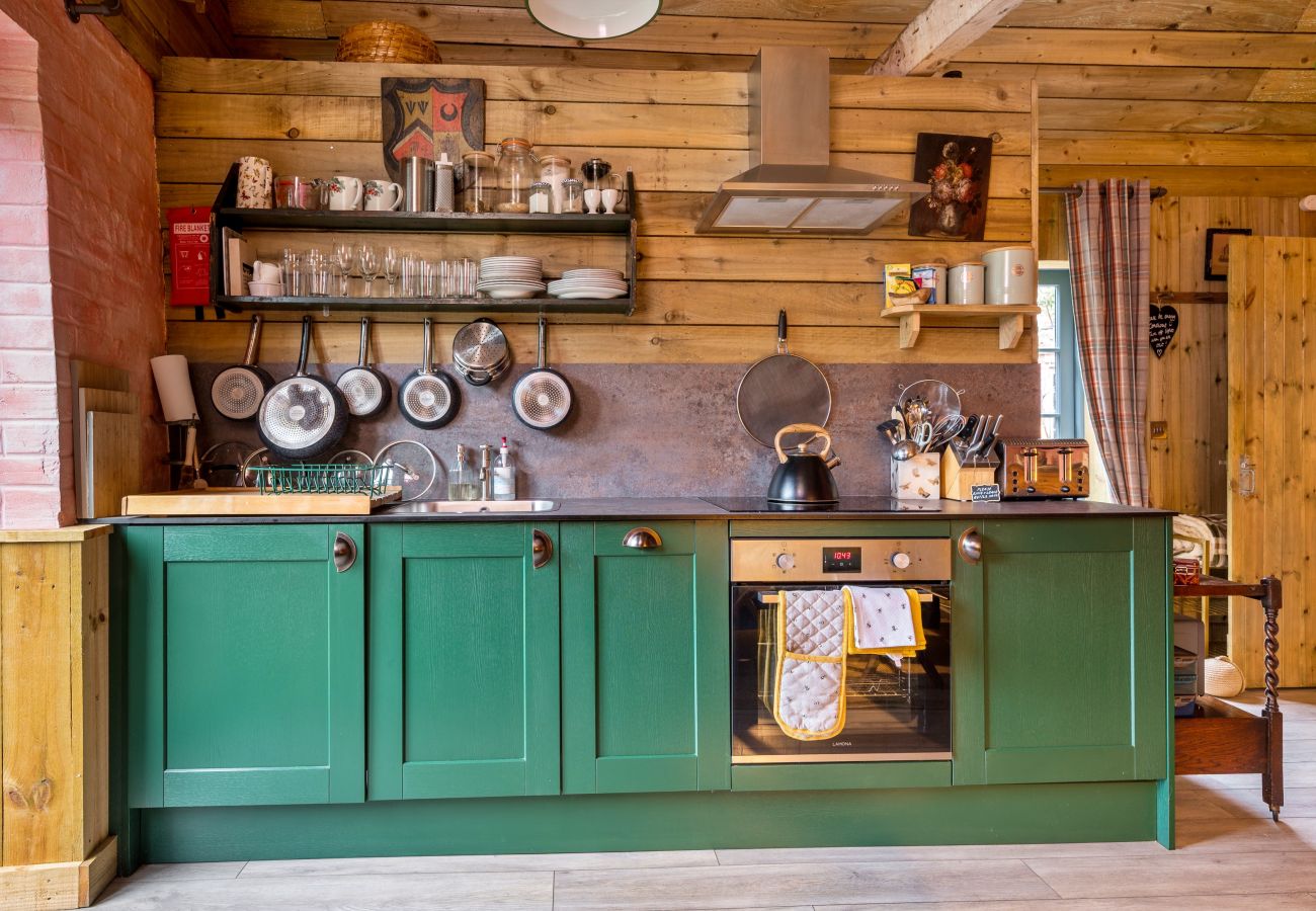 Cottage in Godmanchester - The Potting Shed at Island Hall