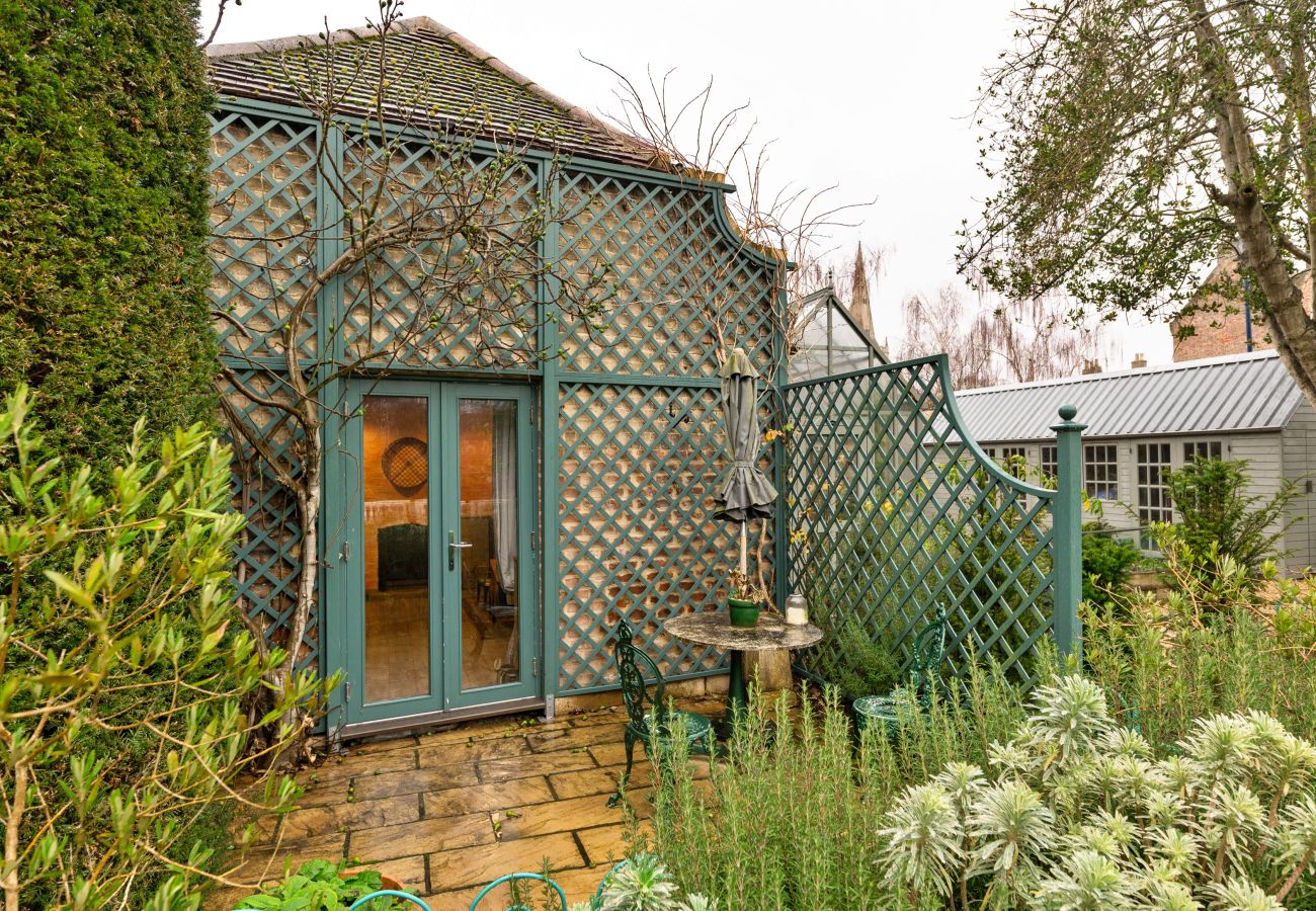 Cottage in Godmanchester - The Potting Shed at Island Hall