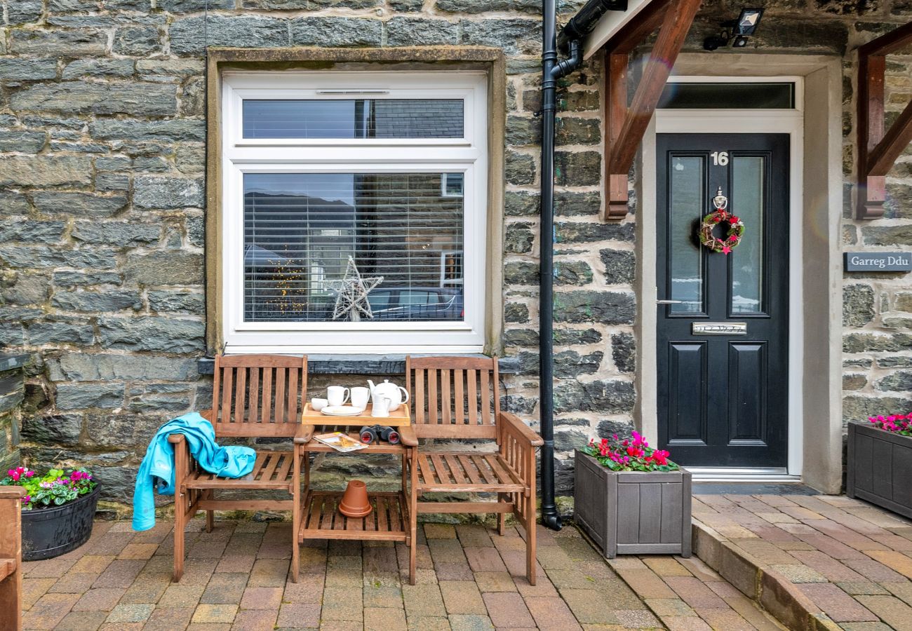 House in Blaenau Ffestiniog - Garreg Ddu