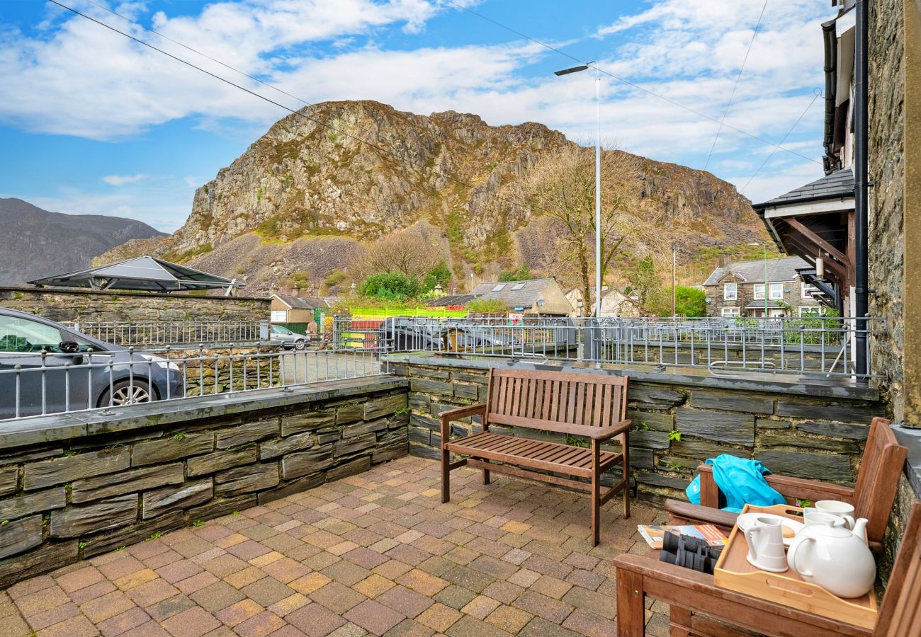 House in Blaenau Ffestiniog - Garreg Ddu
