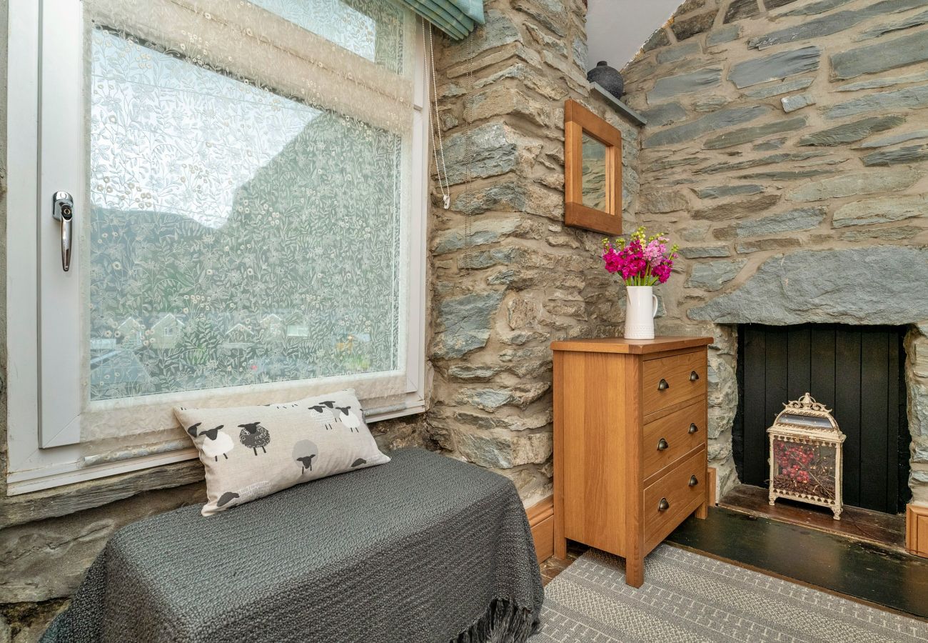 House in Blaenau Ffestiniog - Garreg Ddu