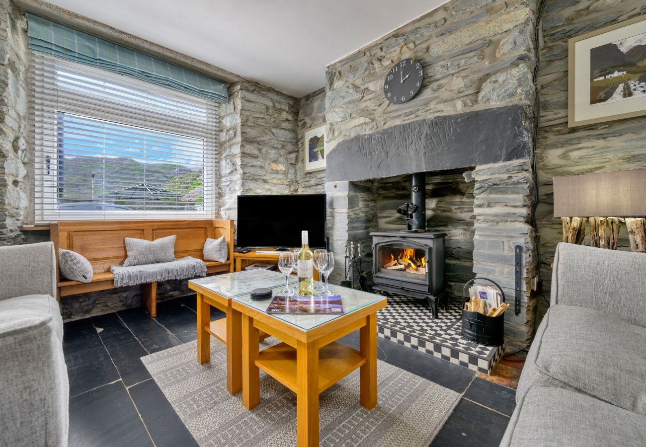 House in Blaenau Ffestiniog - Garreg Ddu