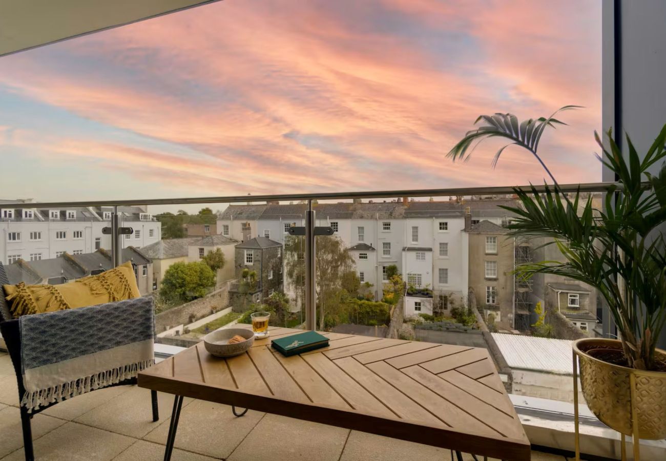 Apartment in Plymouth - Plymouth Residence