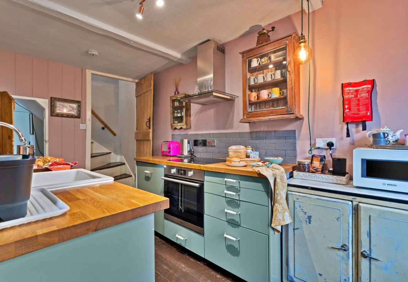 Cottage in Wingfield - Flittermouse Cottage