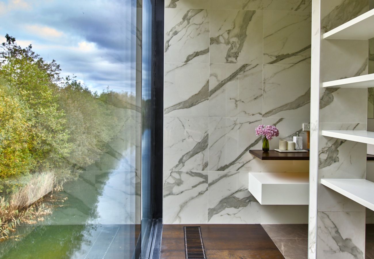 House in Lechlade - The Glass House