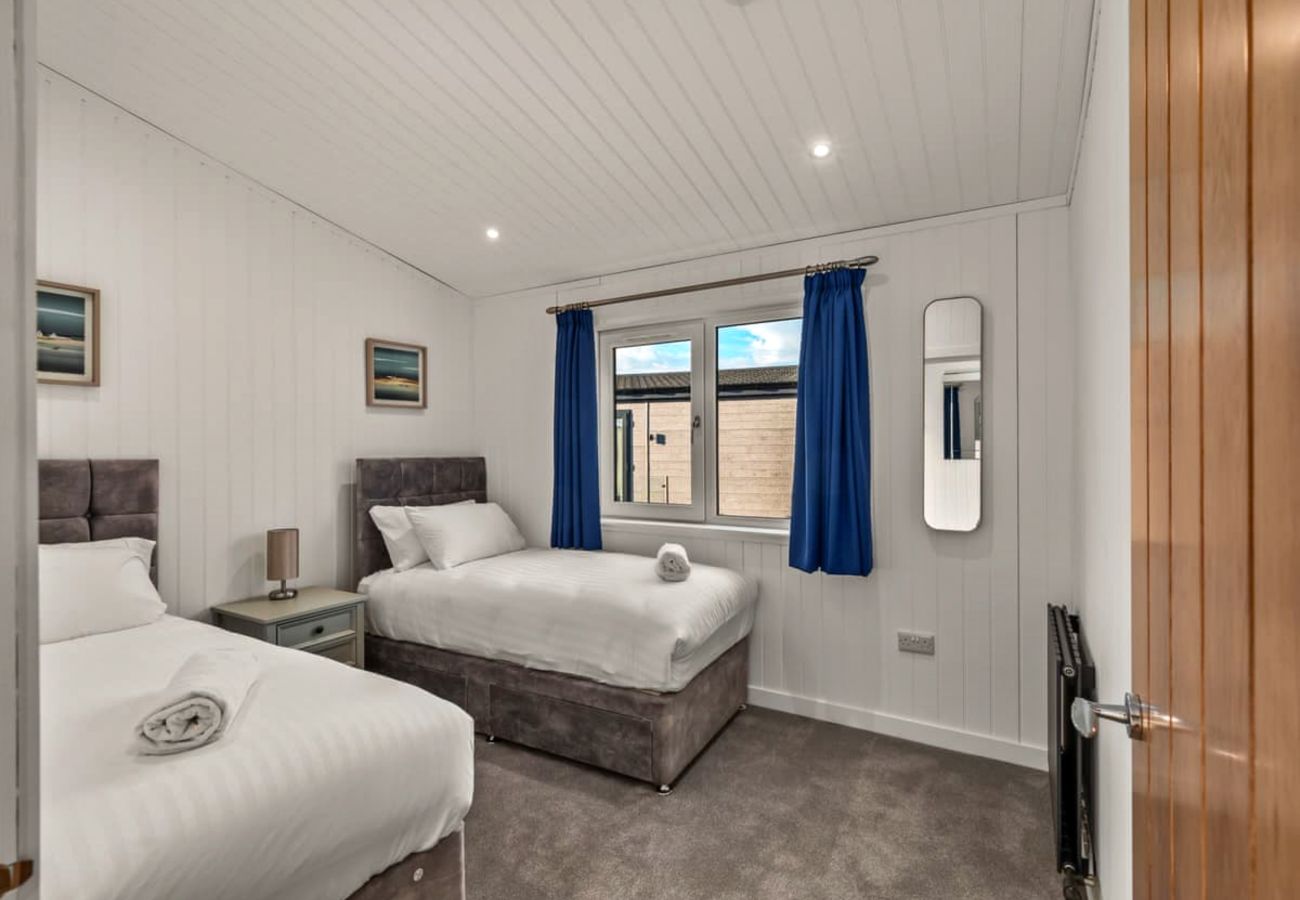 Chalet in Errol - Silverwood Deluxe Chalet