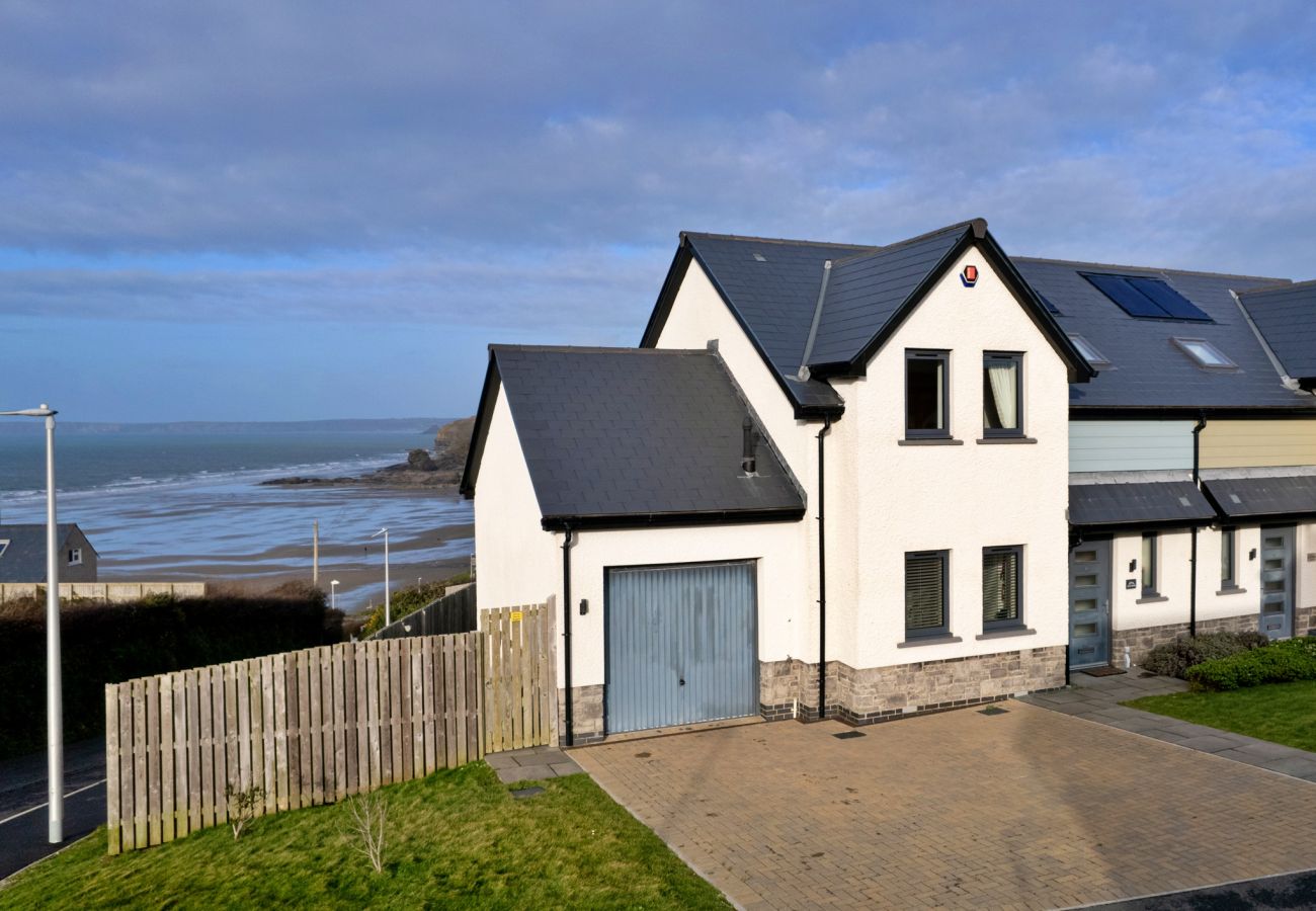 House in Broad Haven - No.1 Sand Banks