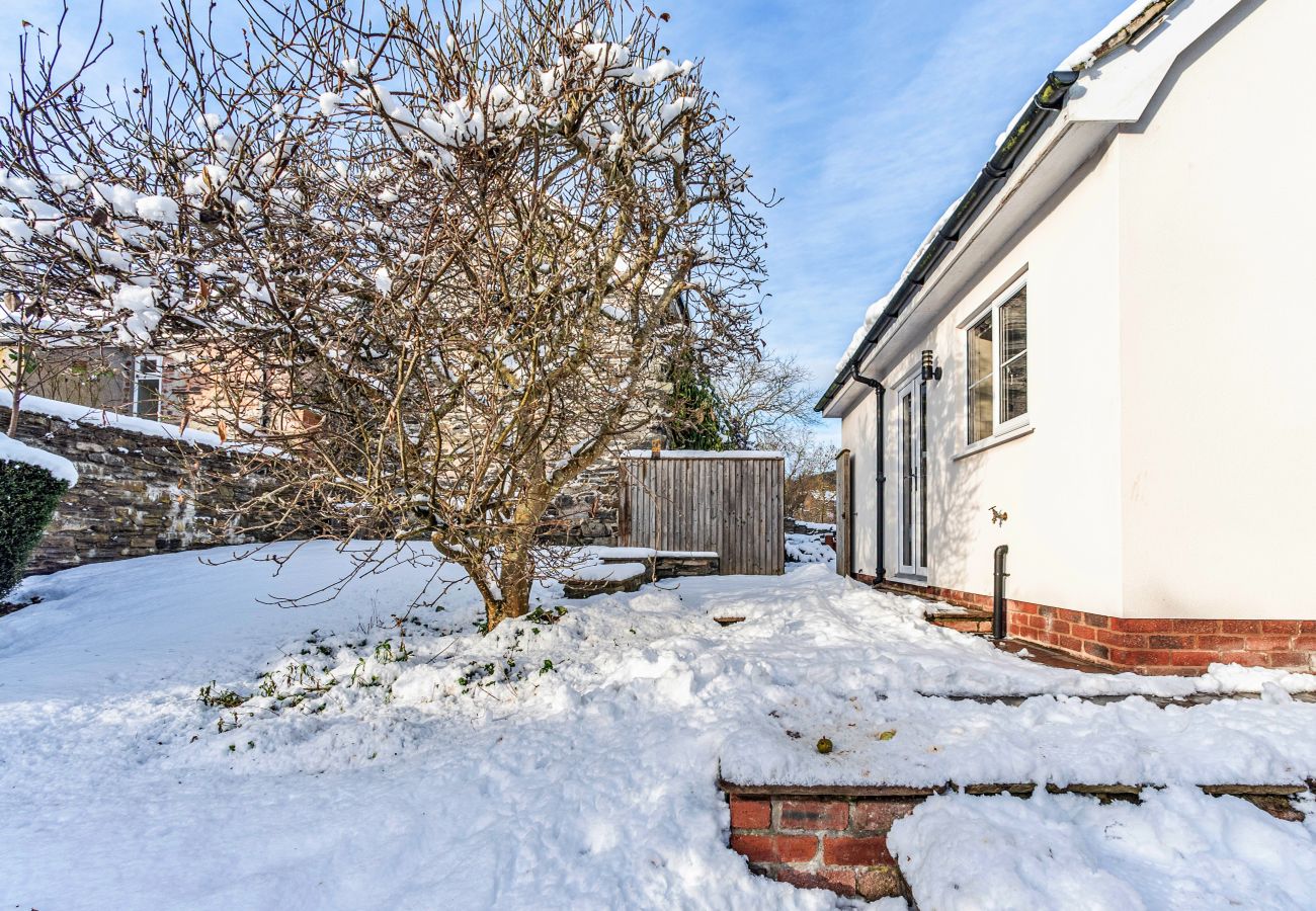 Cottage in Clocaenog - Cedar Tree Cottage