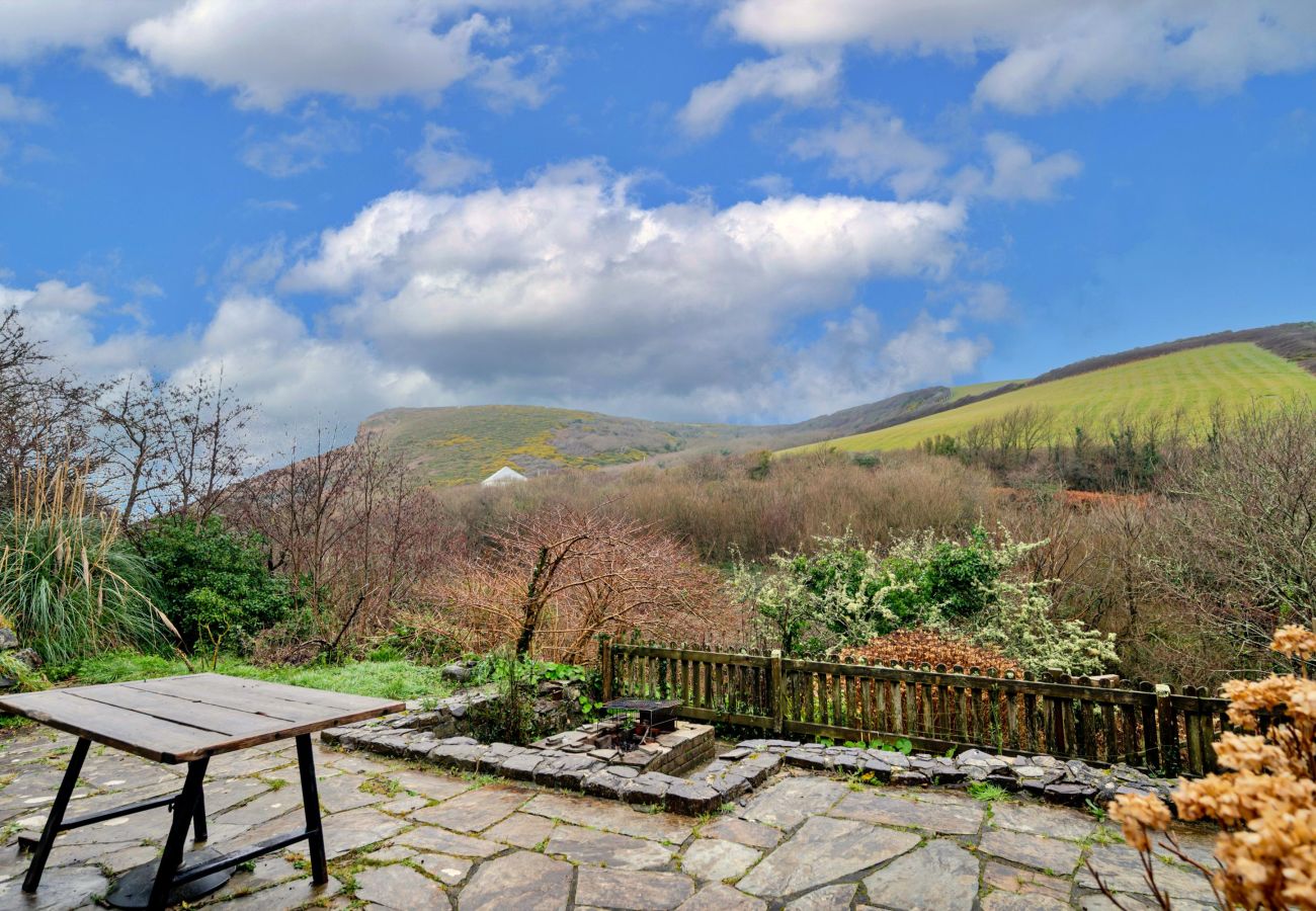 Cottage in Poundstock - Millook Water