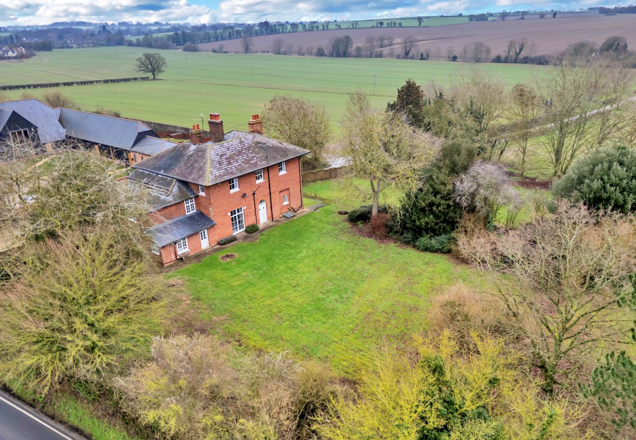 House in Saffron Walden - Clavering Hall