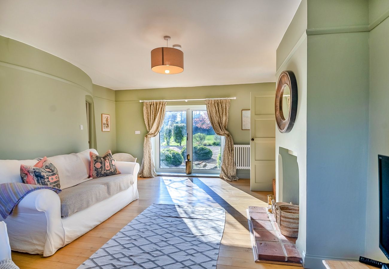 Cottage in Hindolveston - The Old Windmill