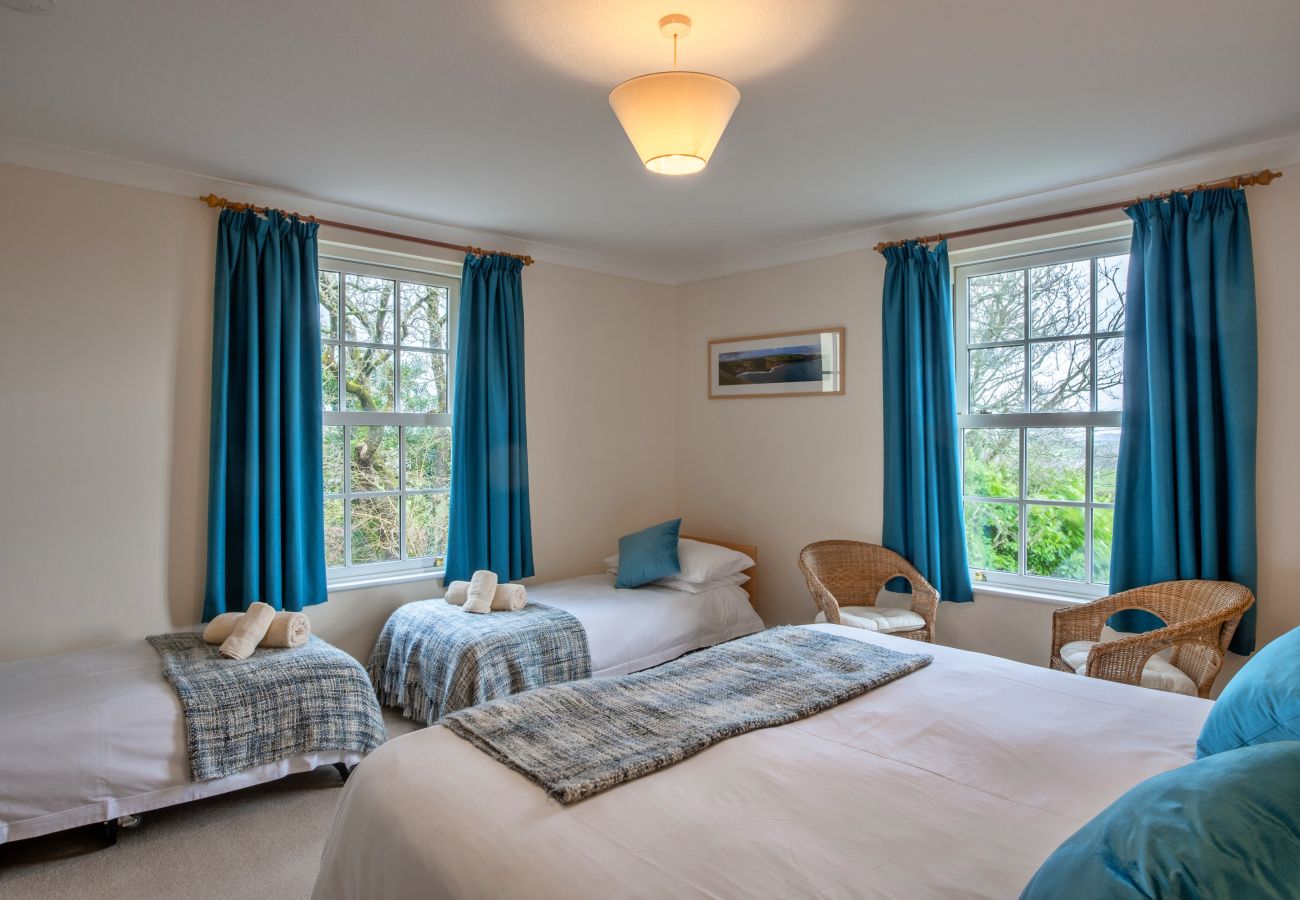 House in Woodford - St David's Country House