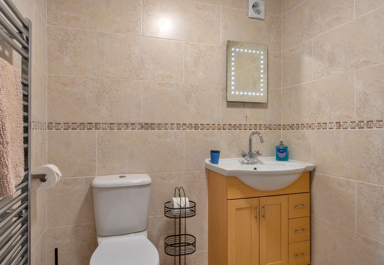 House in Woodford - St David's Country House