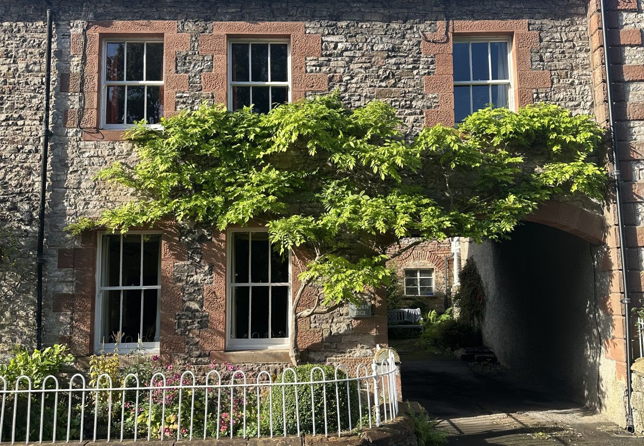 Cottage in Morland - Bourne Edge