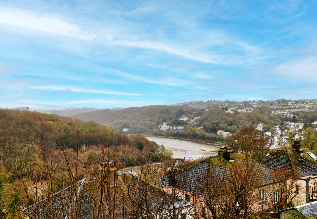 Bungalow in Looe - Goonrea