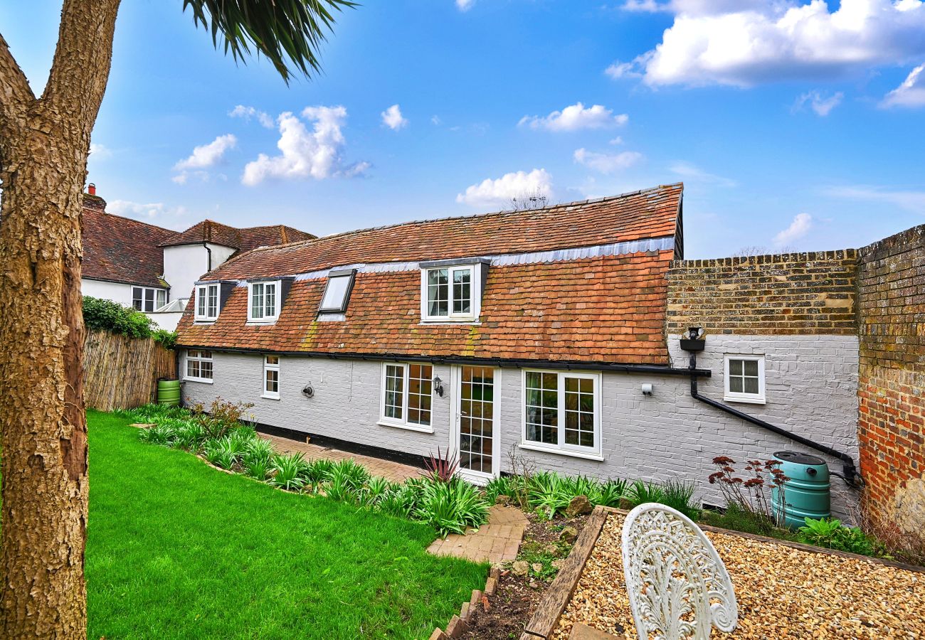 House in Hadlow - The Old Barn, Hadlow