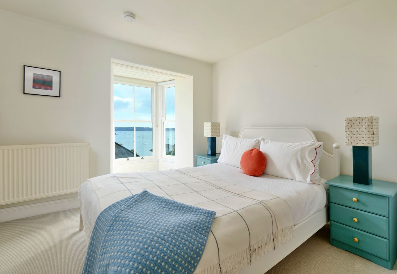 House in Falmouth - Captains No. 9