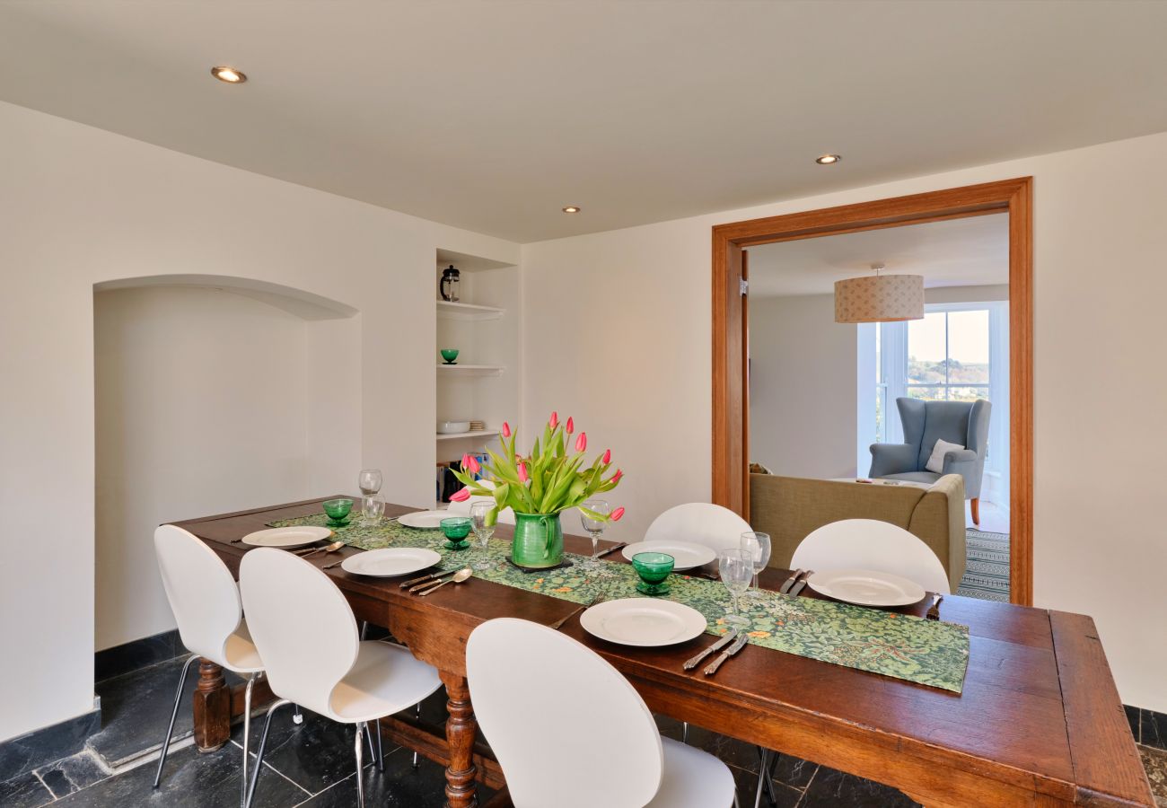 House in Falmouth - Captains No. 9