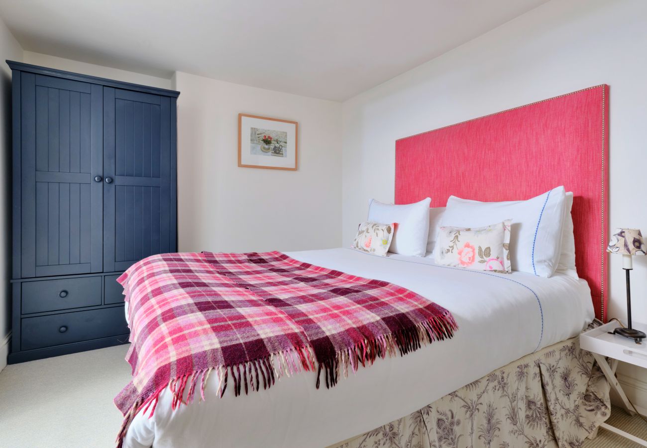 House in Falmouth - Captains No. 9