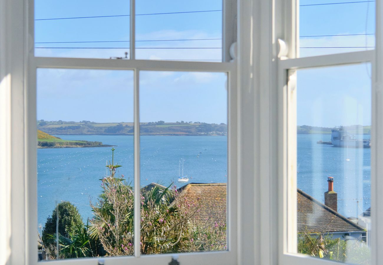 House in Falmouth - Captains No. 9