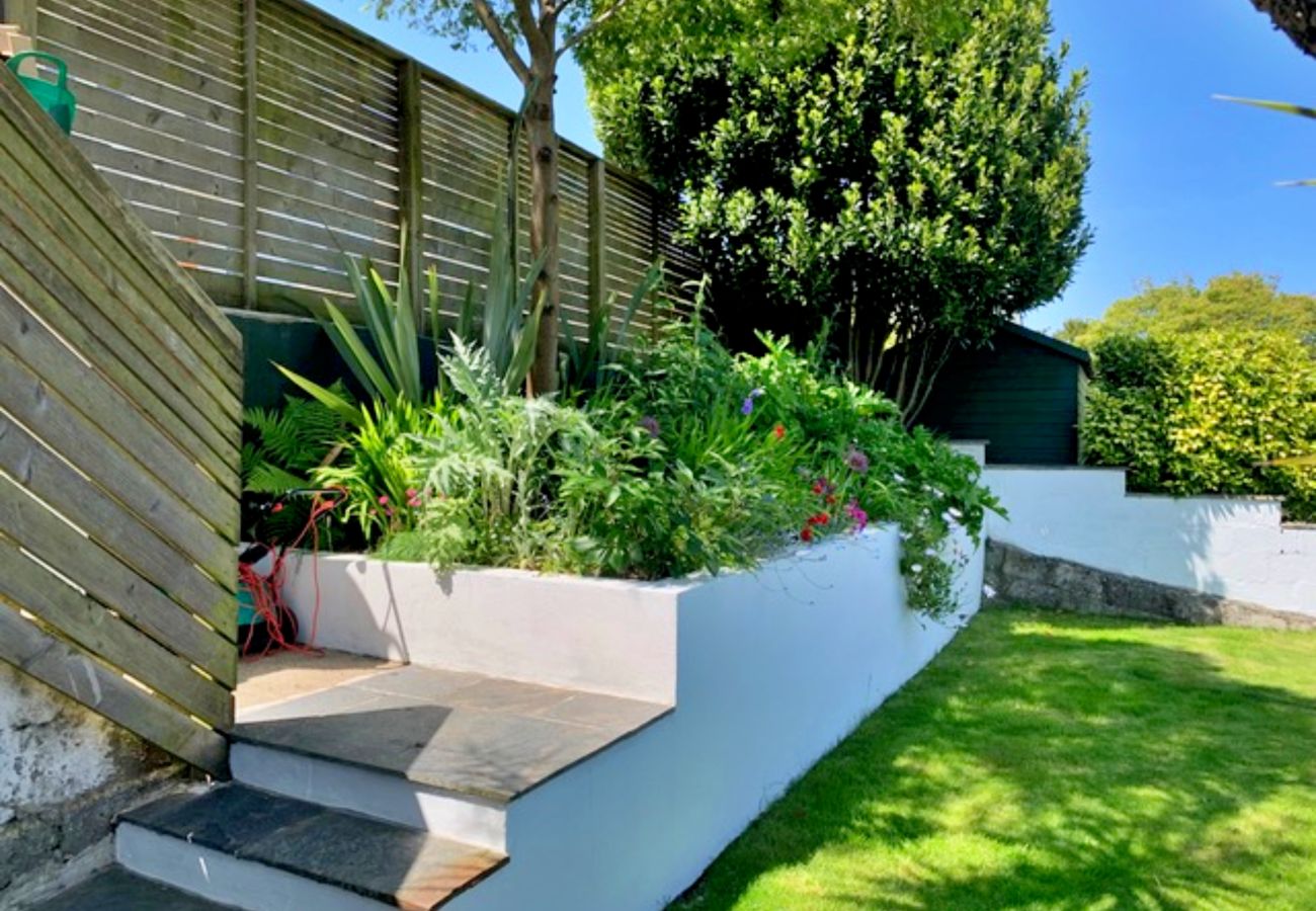 House in Falmouth - Captains No. 9