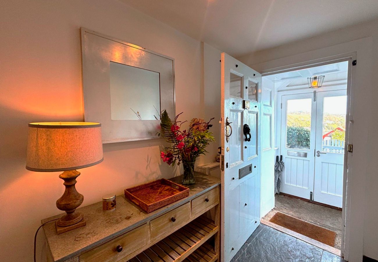 House in Falmouth - Captains No. 9