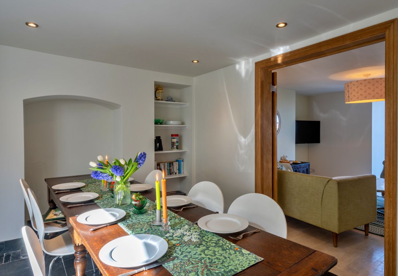 House in Falmouth - Captains No. 9