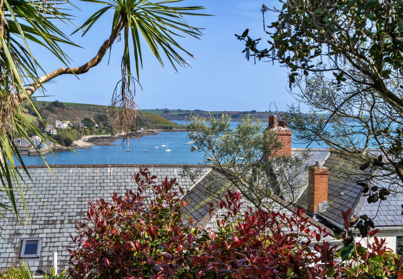 House in Falmouth - Captains No. 9