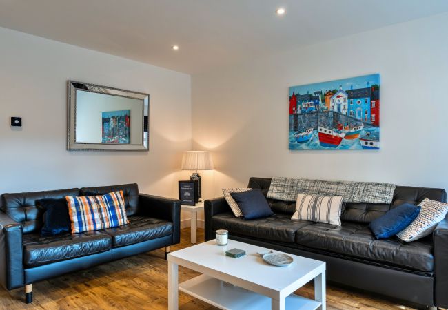  in Fowey - Salt & Stone