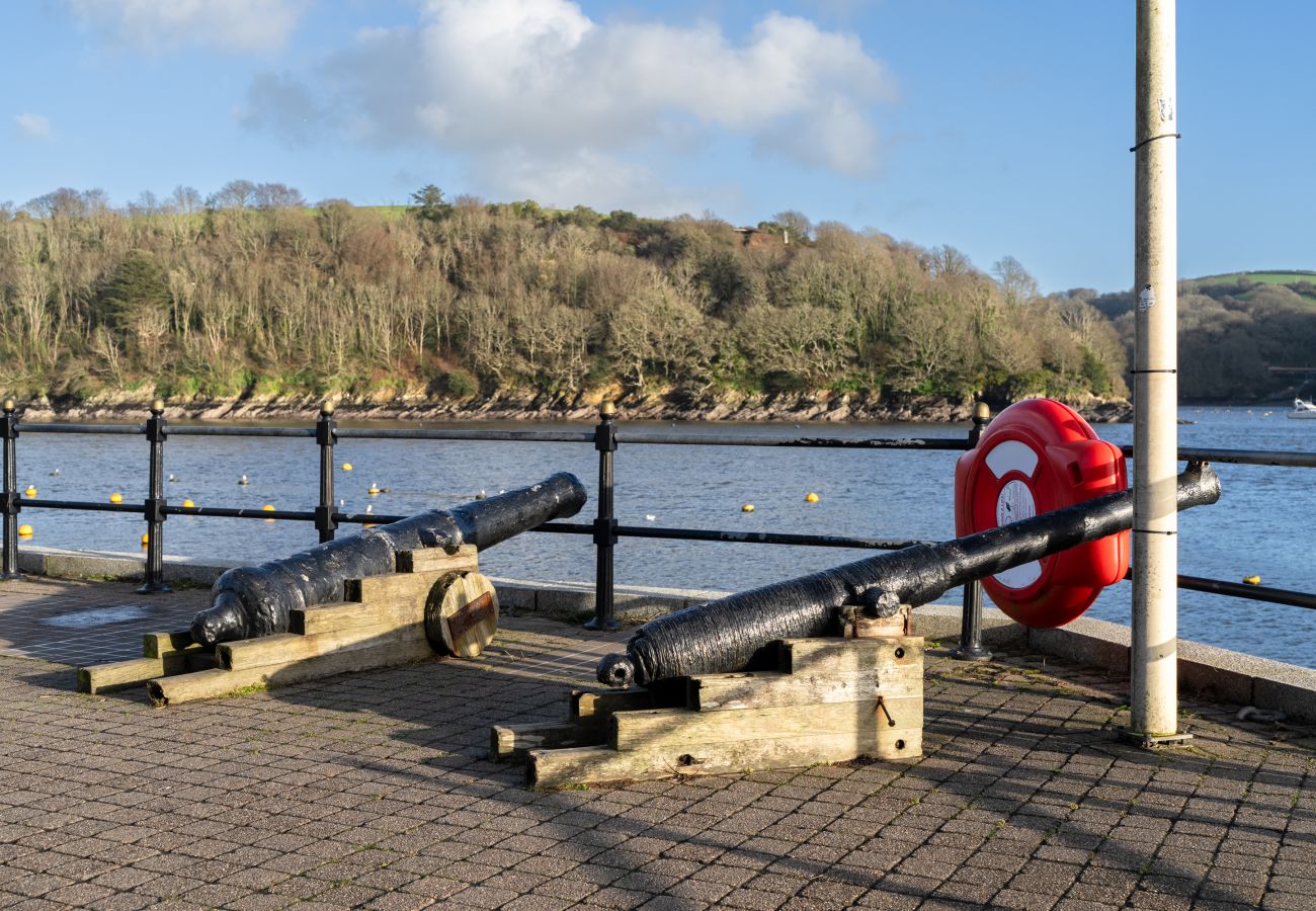 House in Fowey - Salt & Stone