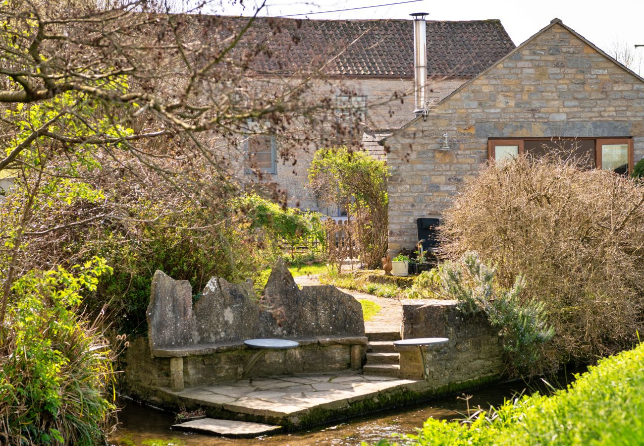 Cottage in Keinton Mandeville - Mill Barn By The Stream