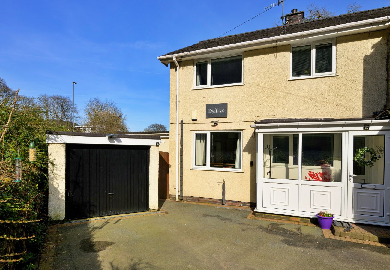 House in Betws-Y-Coed - Dyffryn