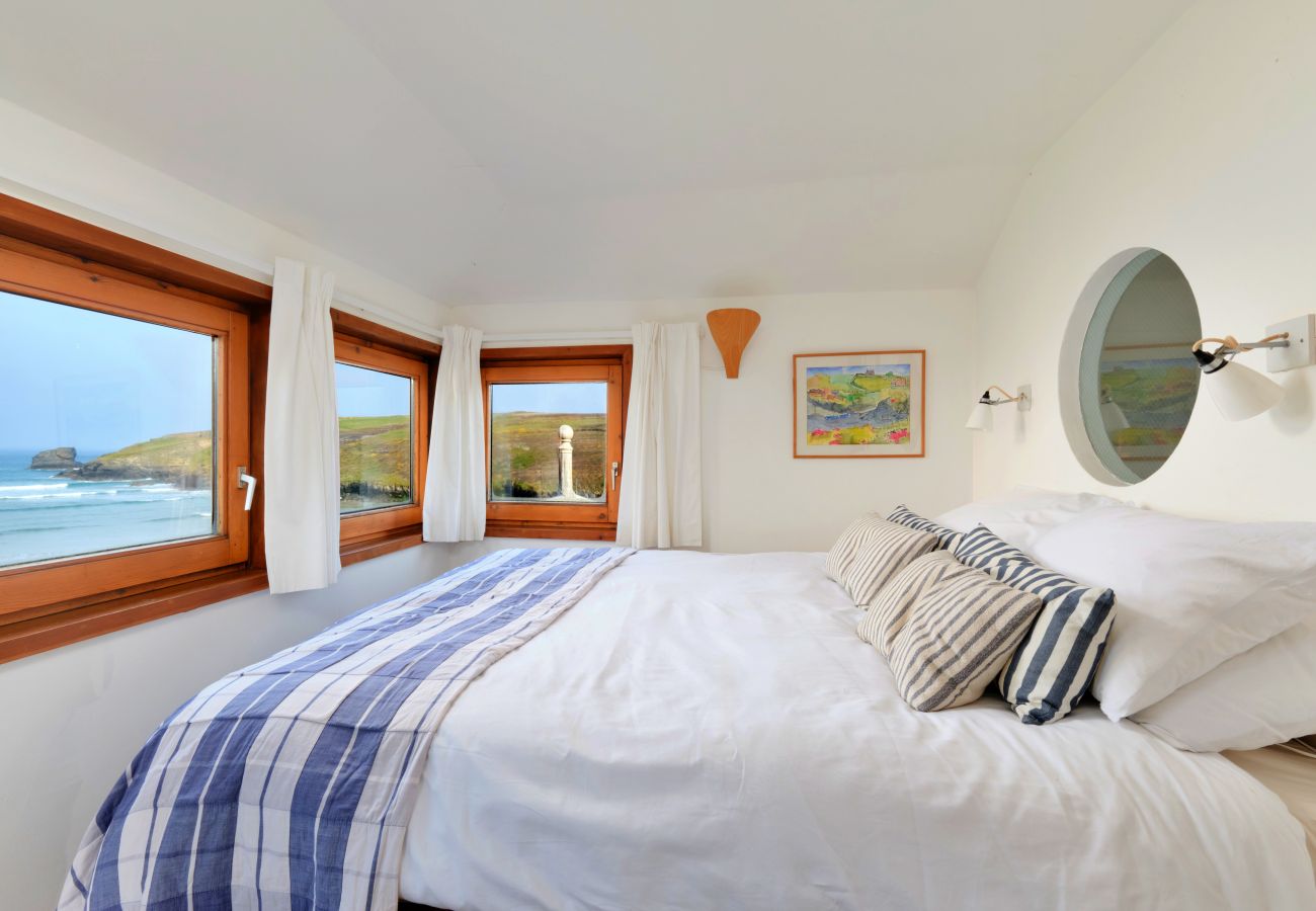 House in Porthcothan Bay - The Cuddy