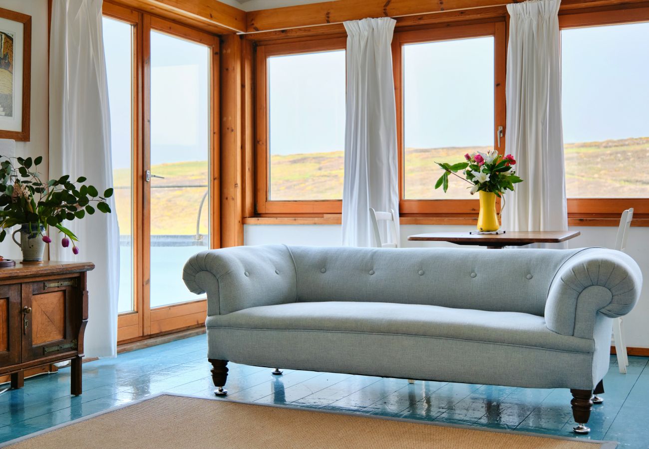 House in Porthcothan Bay - The Cuddy