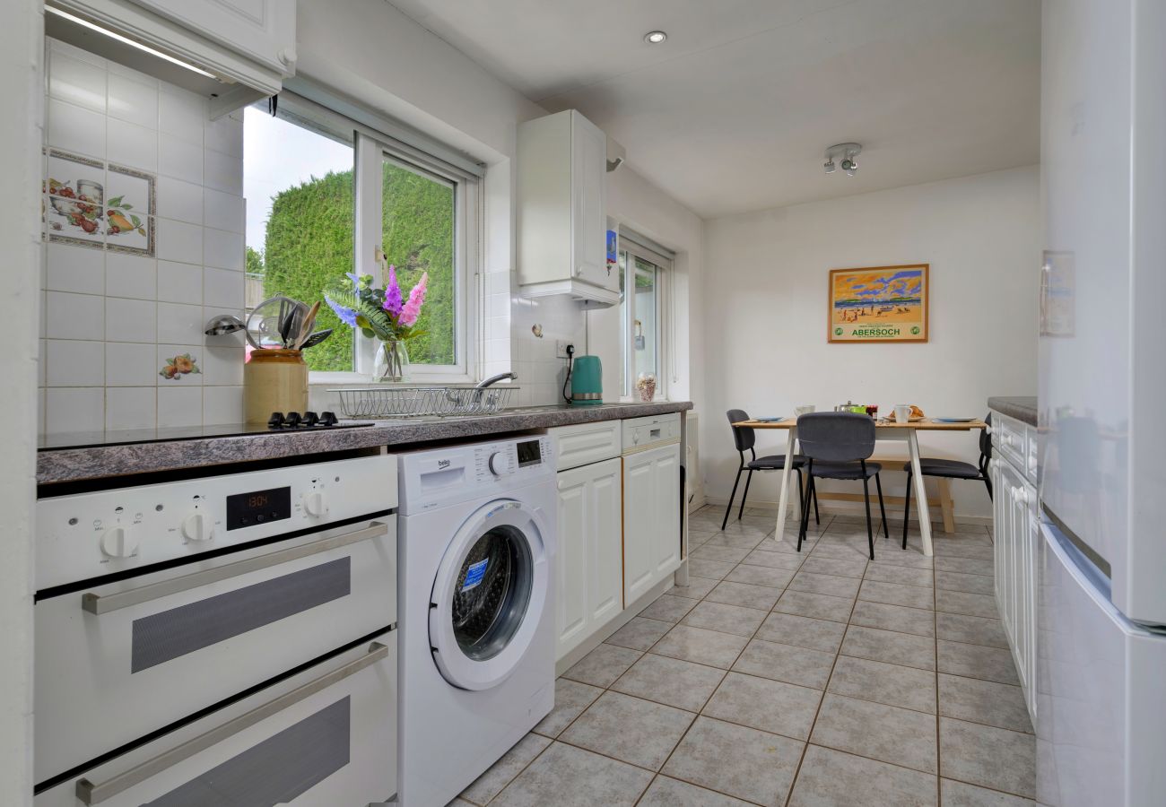 Bungalow in Pwllheli - Ty Glan Y Mor