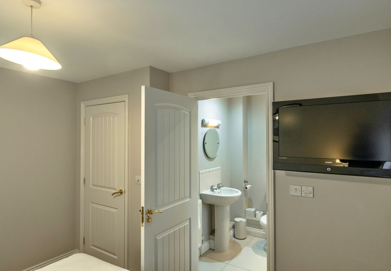 House in Bower Hinton - Hollies Cottage, Willow