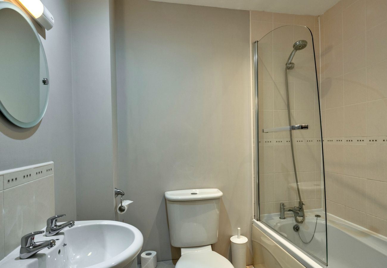 House in Bower Hinton - Hollies Cottage, Willow