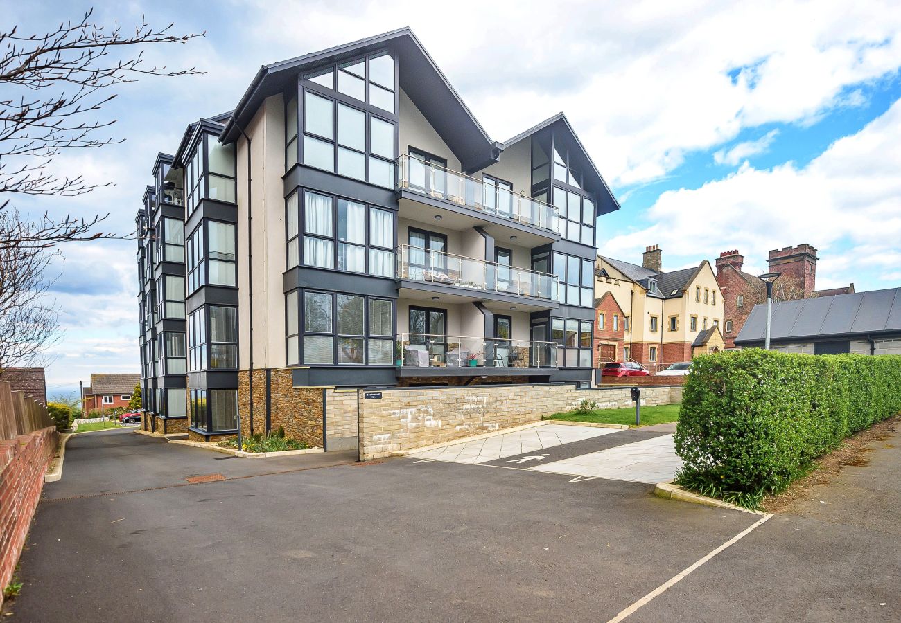 Apartment in Scarborough - The Penthouse, Scarborough