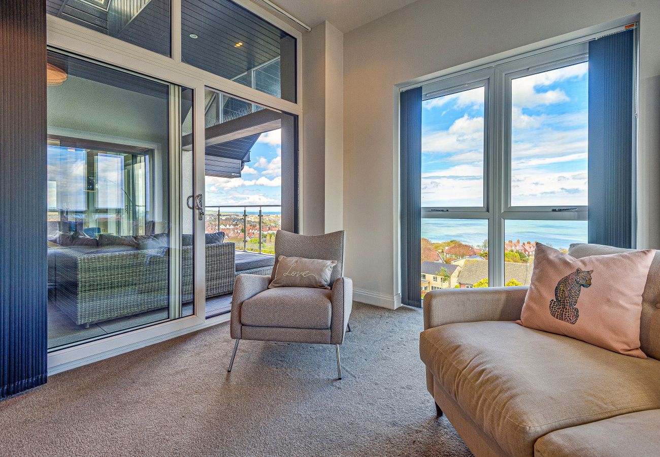 Apartment in Scarborough - The Penthouse, Scarborough