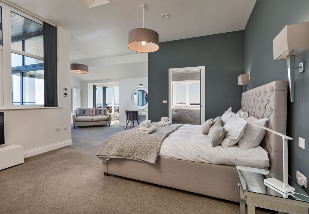 Apartment in Scarborough - The Penthouse, Scarborough