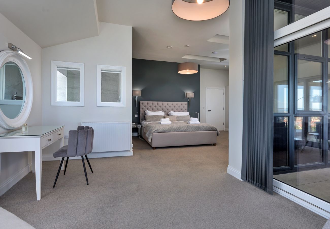 Apartment in Scarborough - The Penthouse, Scarborough
