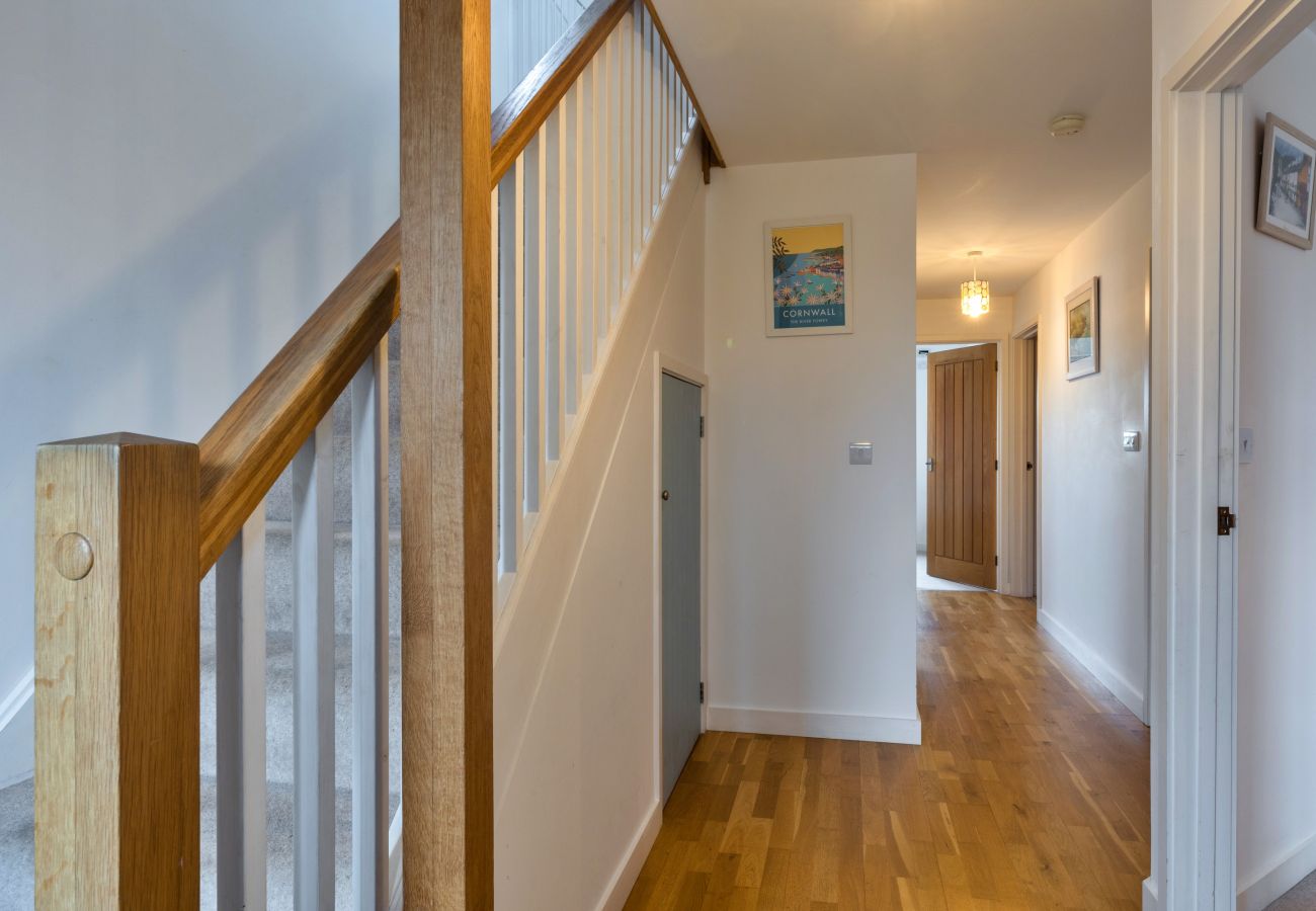 House in Mount Joy - Tregirls