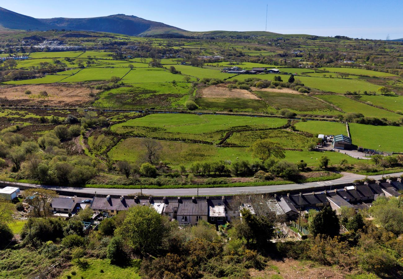 House in Talysarn - Delfryn