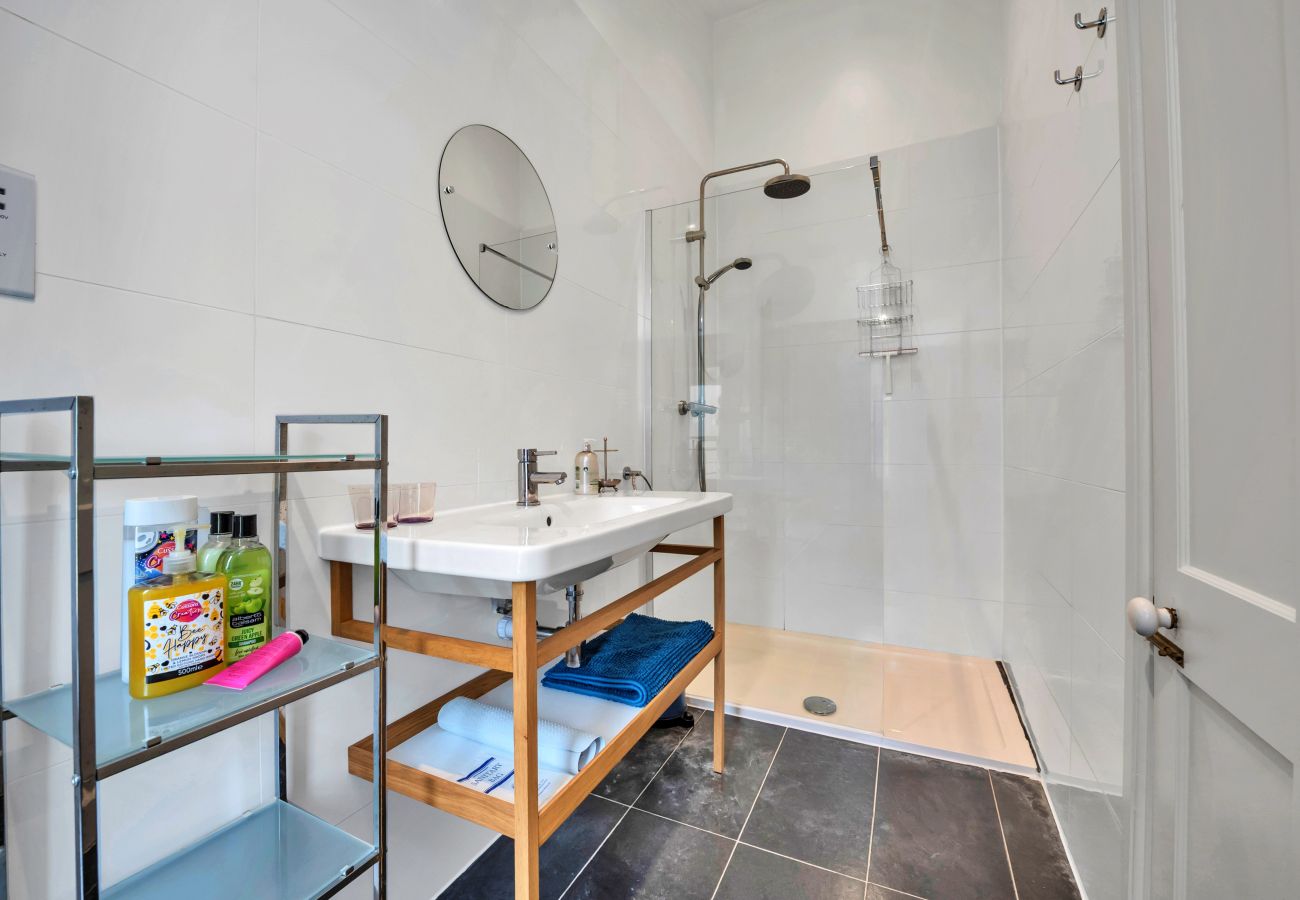 Cottage in Oakley - The Pottage