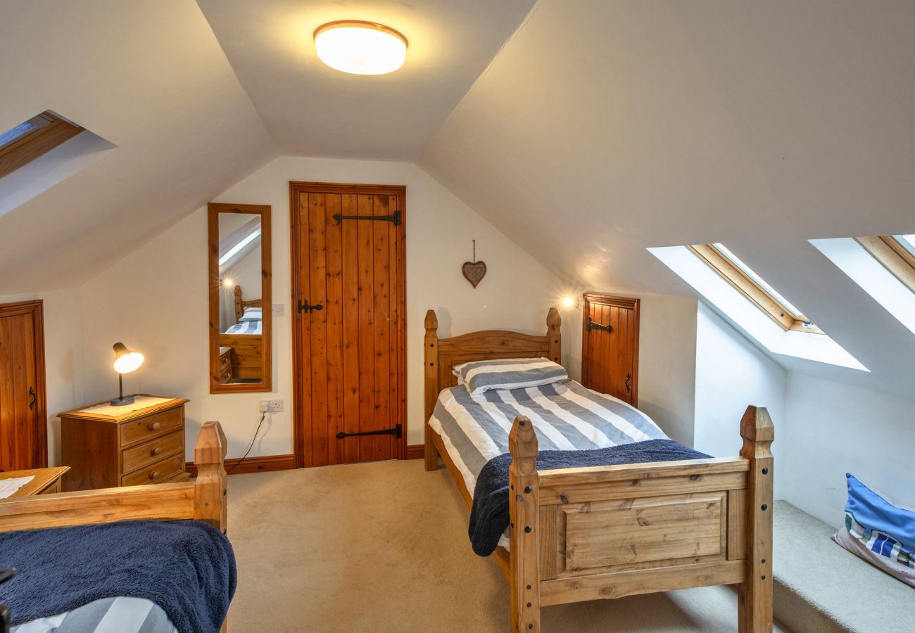 Cottage in Widemouth Bay - Roost, Quinceborough Farm