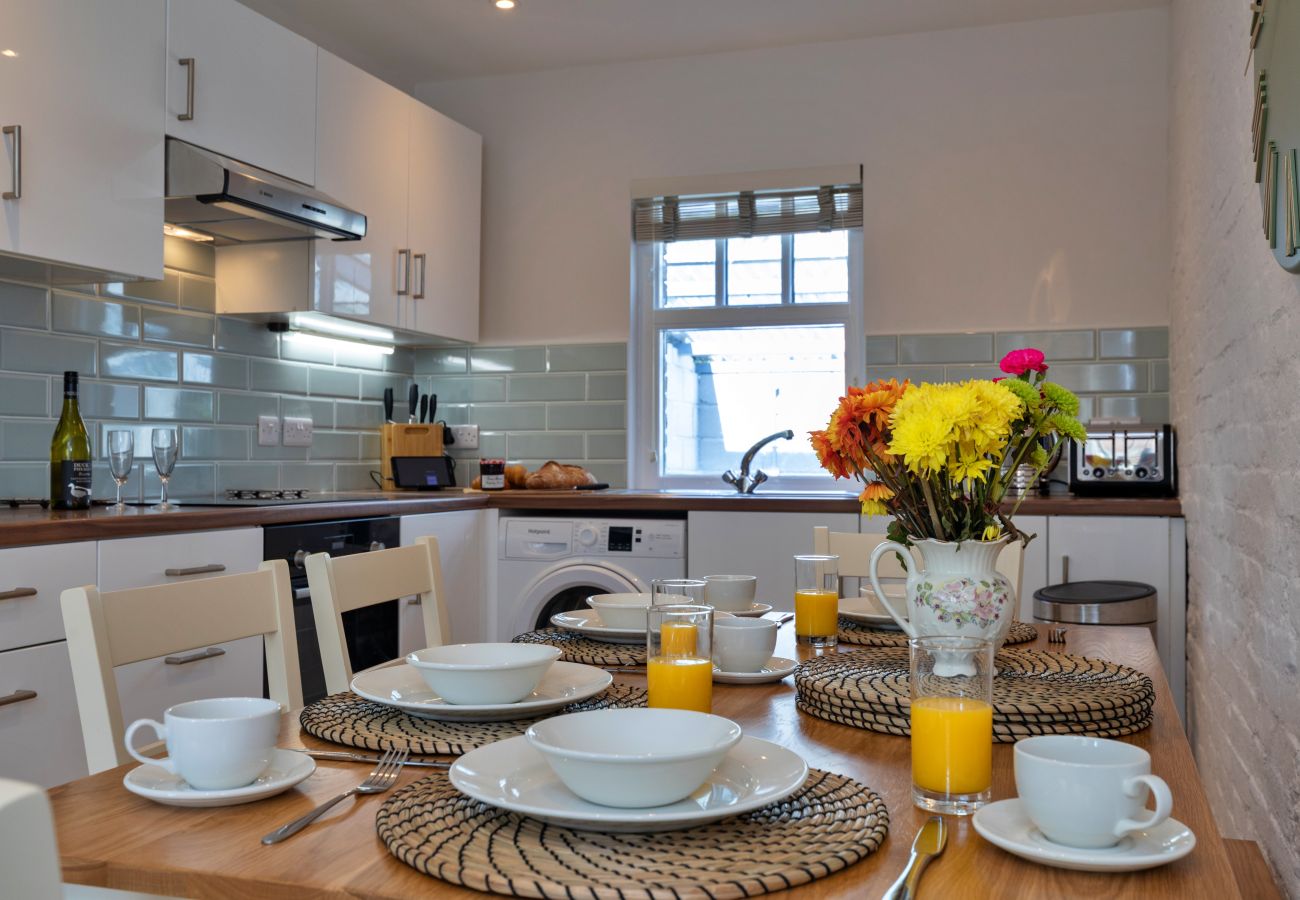 Cottage in Ashbourne - Farmhouse Cottage, Nether Burrows