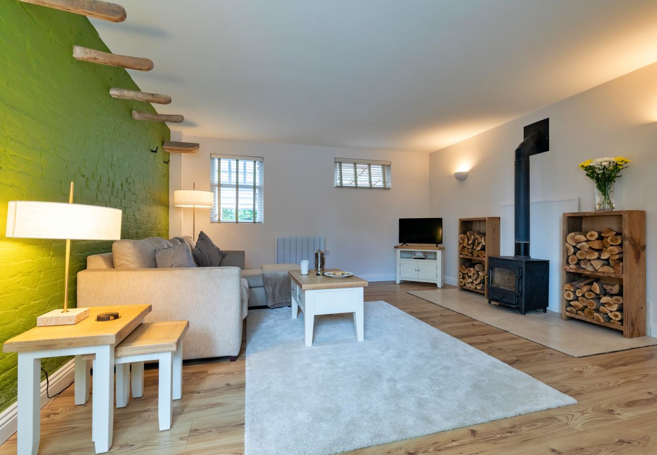 Cottage in Ashbourne - Farmhouse Cottage, Nether Burrows
