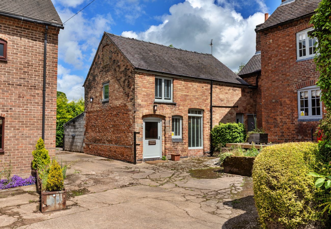 Cottage in Ashbourne - Farmhouse Cottage, Nether Burrows