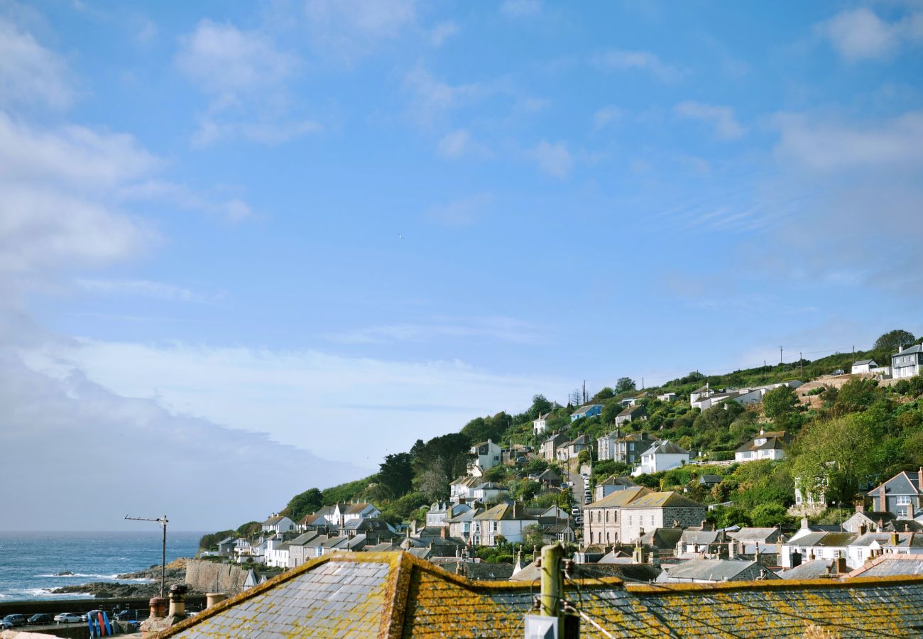 Cottage in Mousehole - Agan Chi