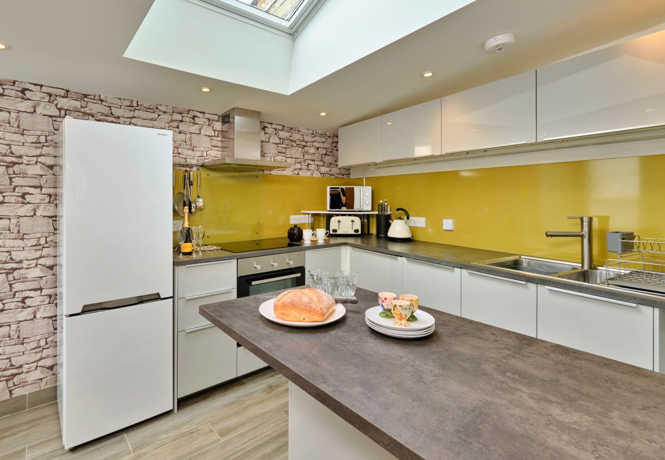 Cottage in Mousehole - Agan Chi
